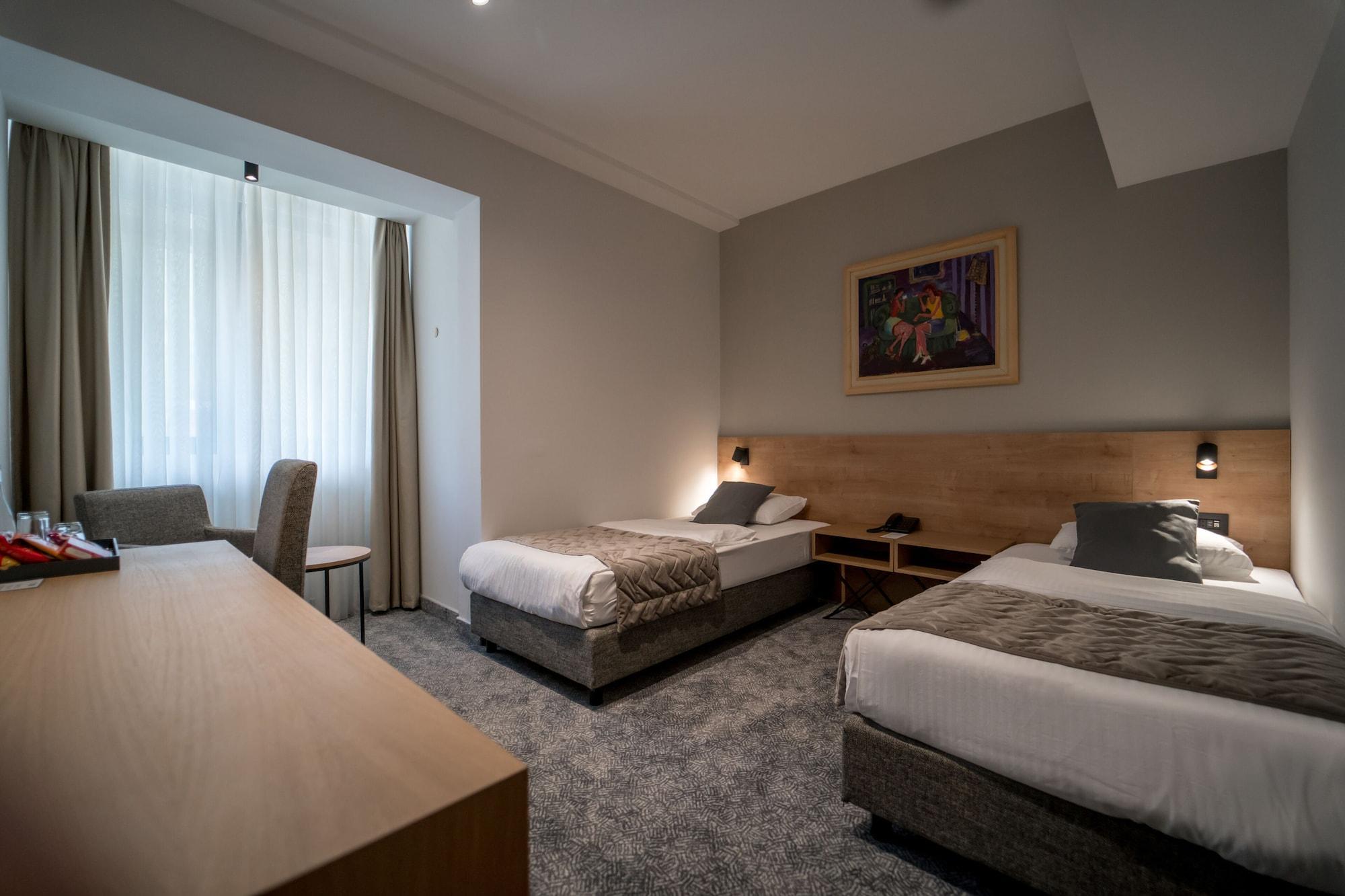 Hotel Mona Plaza Zlatibor Exterior foto