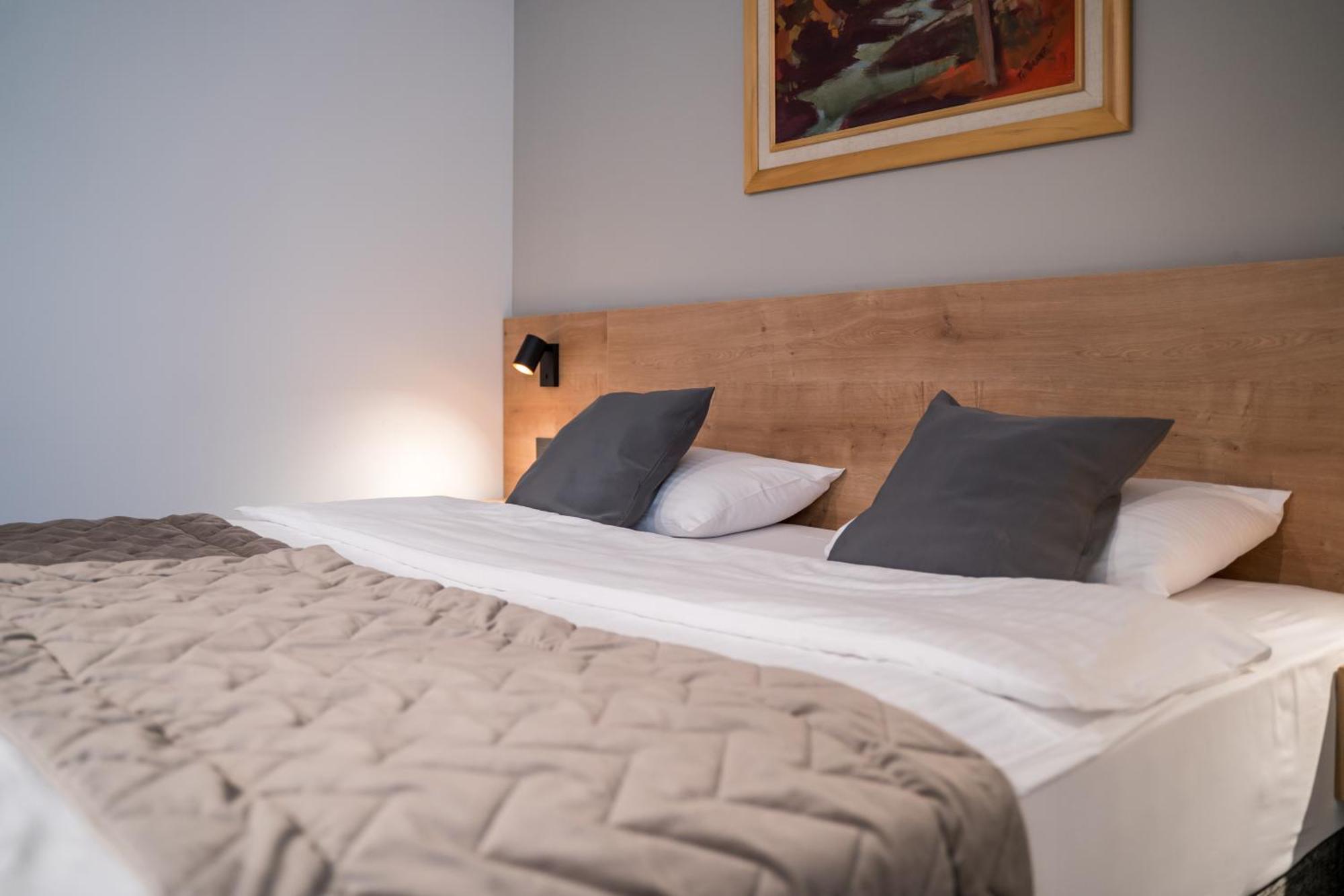 Hotel Mona Plaza Zlatibor Habitación foto