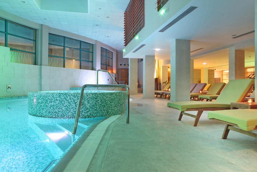 Hotel Mona Plaza Zlatibor Exterior foto